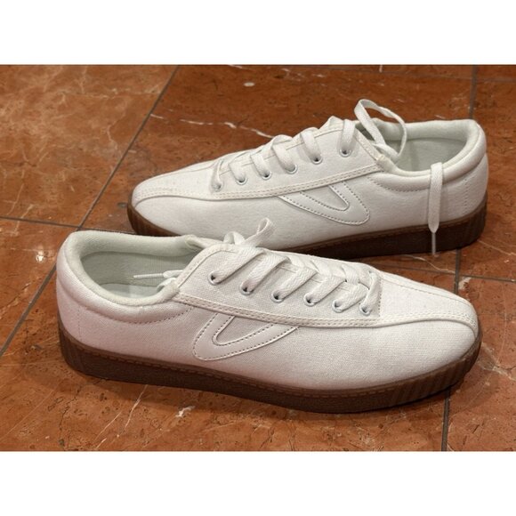 Tretorn Shoes - TRETORN WHITE CANVAS NYLITE SNEAKERS GUM SOLE 9.5 M NEW NWOB